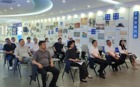 浦江縣委常委、組織部部長(zhǎng)王甲元一行蒞臨杭機(jī)股份開展調(diào)研